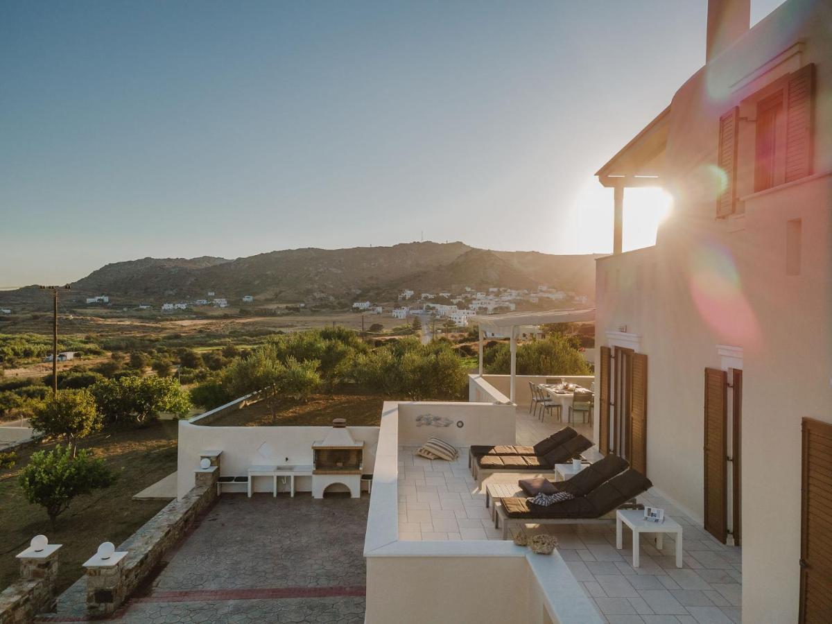 Villa Elia Mélanes Exteriör bild