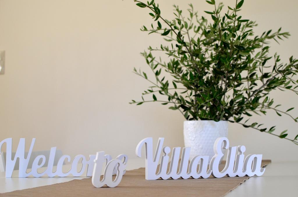Villa Elia Mélanes Exteriör bild