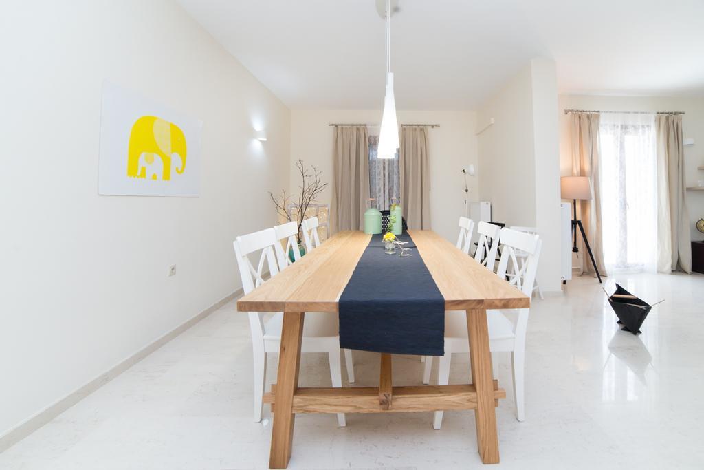 Villa Elia Mélanes Exteriör bild